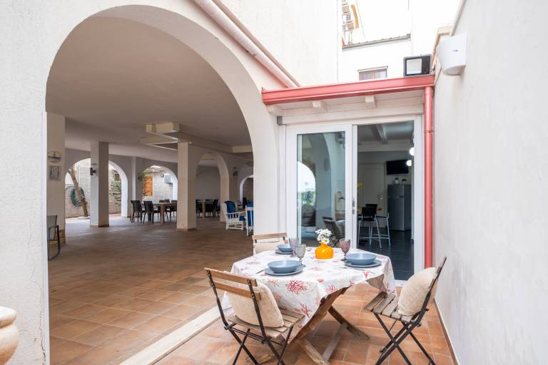 Holiday Home 'Villa Gaudì - Vicens' with Sea View, Wi-Fi and Air Conditioning — photo 5