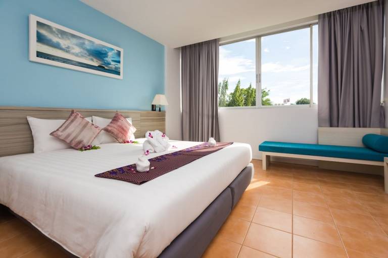 Pension Karon Beach