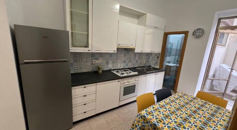 House with 1 room for 4 persons — photo 4
