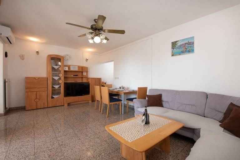 Apartman Poljane
