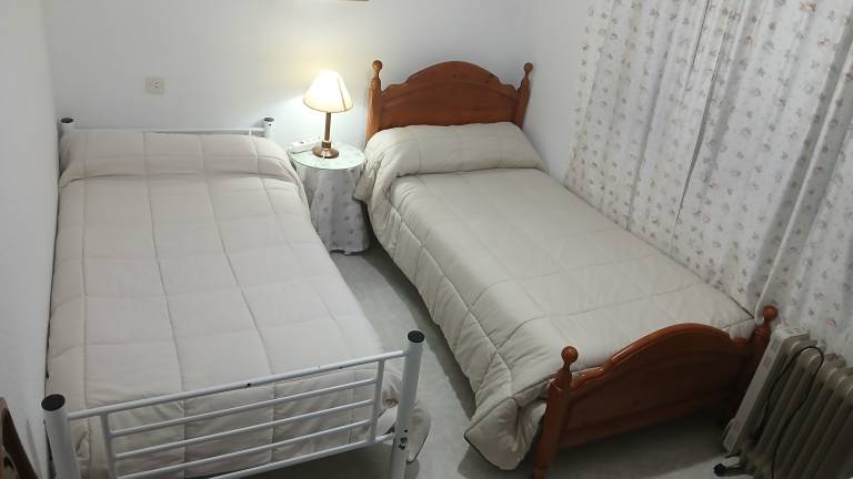 Child-friendly dedicated room with private pool | City view | Dogs allowed — photo 4