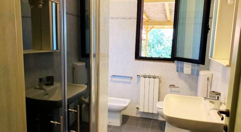 Holiday apartment with 2 rooms for 5 persons — photo 4