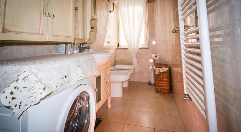 Apartment with 2 rooms for 6 persons — photo 2