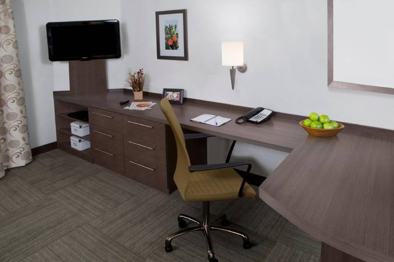 Sonesta Simply Suites Albuquerque Midtown — photo 5