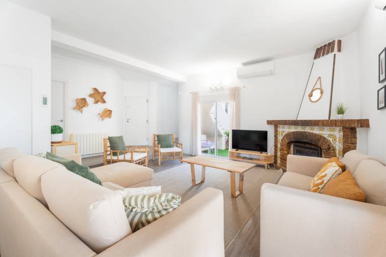 Child-friendly pleasant house with pool, yard & patio | Garden view | Beach nearby | Good for workation | Pets allowed — photo 5