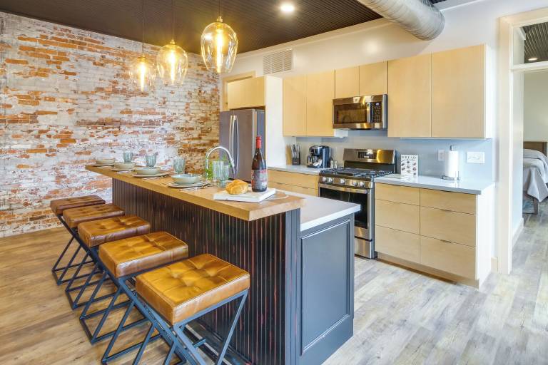 Apartment  Millersburg