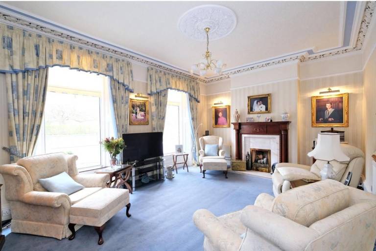 The Jays Guest House in Aberdeen