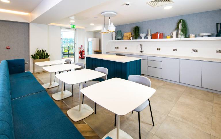 StayBridge Suites Cardiff By IHG — photo 4