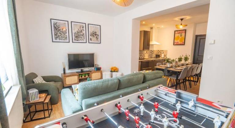 Villa with 4 rooms for 10 persons in Valenciennes