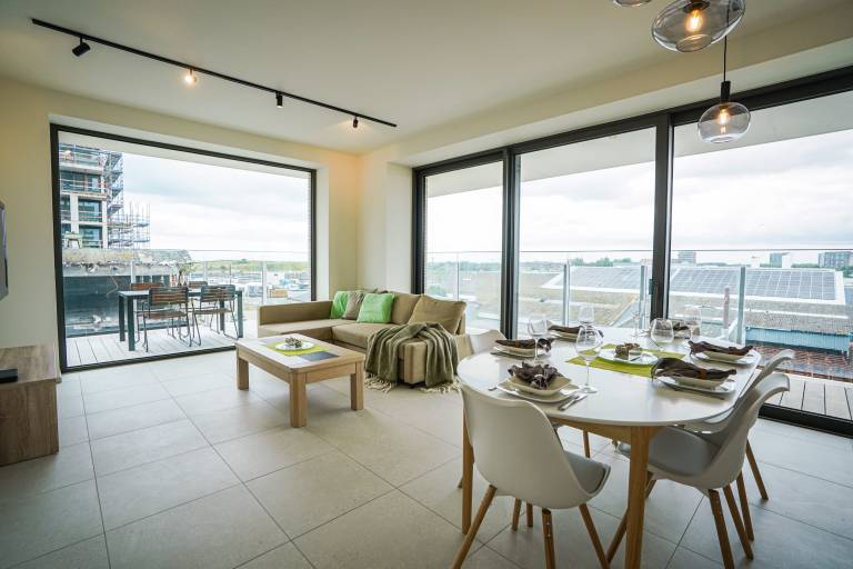 Luxurious Apartment with Pool in Oostende