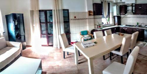 Pleasant house with terrace | Pet-friendly — photo 2