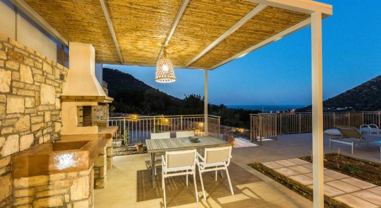 Family-friendly beautiful villa with patio, barbecue & private pool | Good for workation | Dogs allowed — photo 5