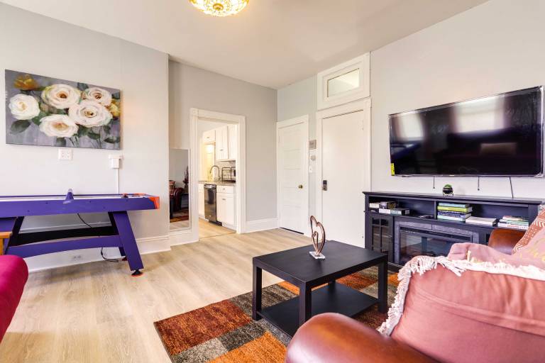 Charming Stoughton Apartment: 20 Mi to Boston — photo 5