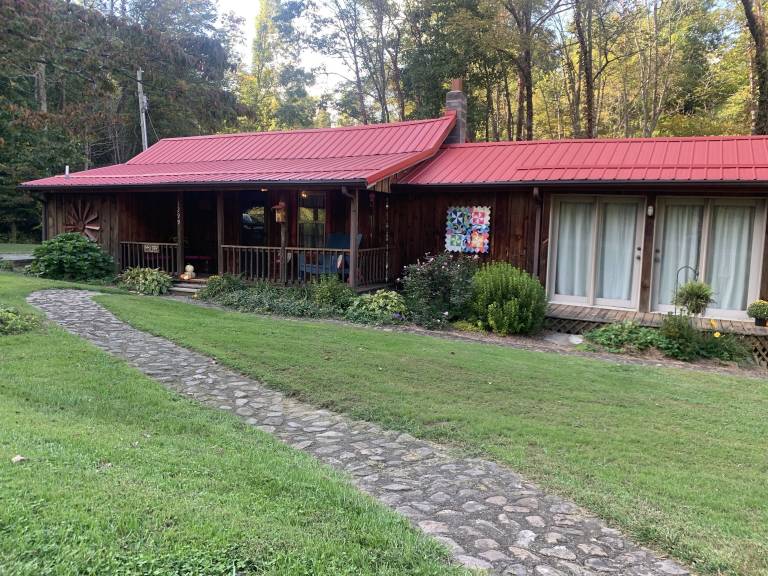 Cabin  Chestnut Hill