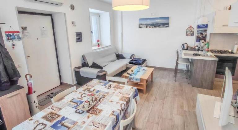 Fully equipped rental apartment with patio & barbeque | Next to the beach | Suitable for remote work | Pets are welcome in Agropoli