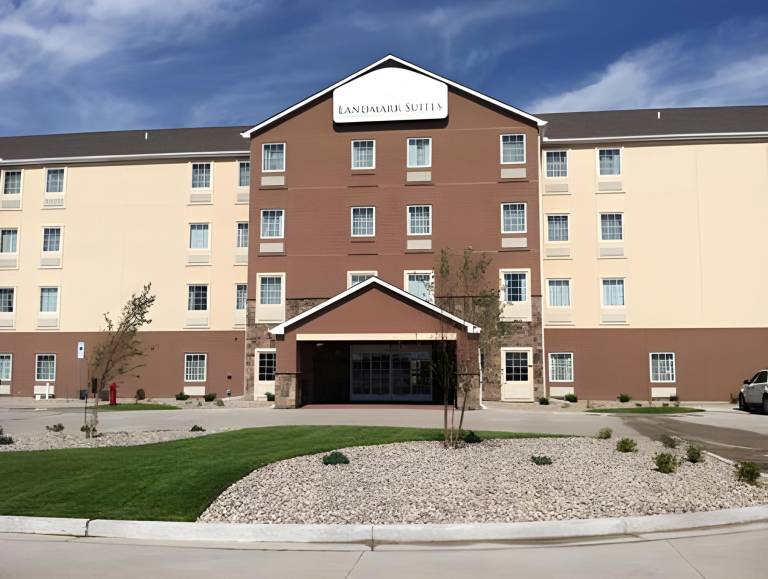Landmark Suites - Williston in Williston, ND