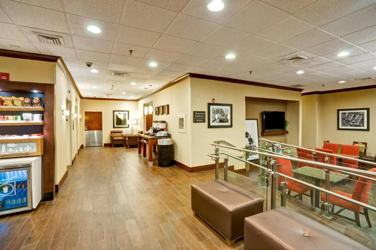 Hampton Inn Baltimore/Glen Burnie — photo 5