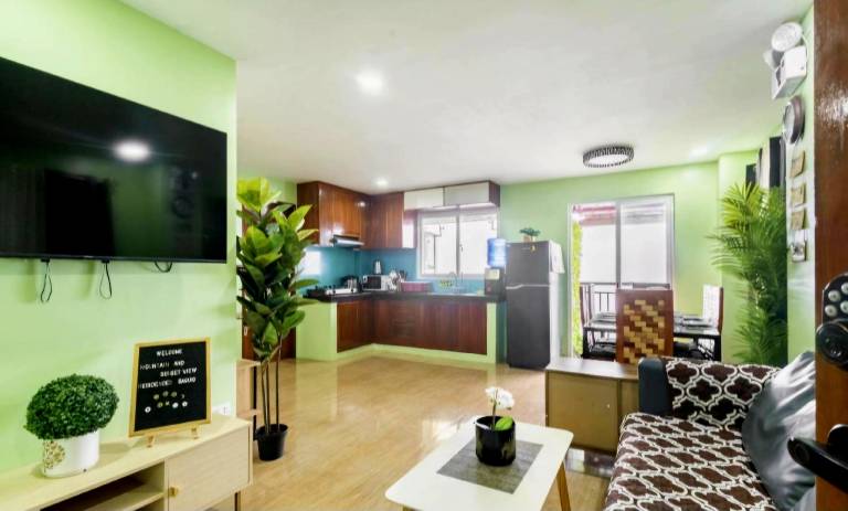 Apartment with BBQ & garden — photo 2