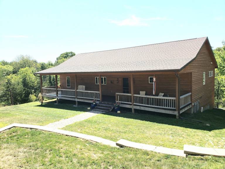 Cabin Winterset