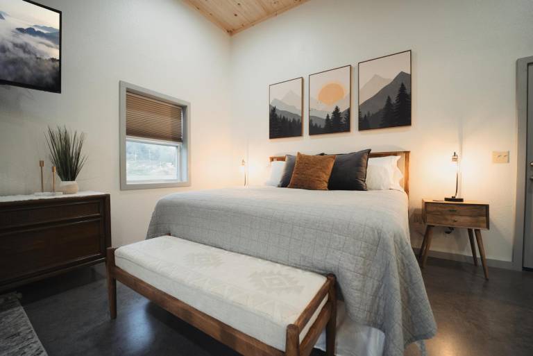 Boho Barn: Pet Friendly Hot Tub Wi-Fi Close to PF — photo 4