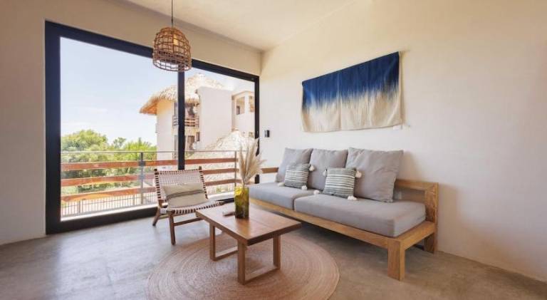 Rental apartment with terrace & pool — photo 5