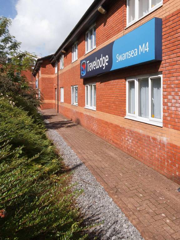 Travelodge Swansea M4 — photo 3