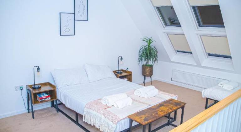 Holiday apartment | Dogs allowed in Salford