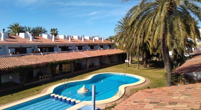 Pleasant rental apartment with pool | Close to the beach | Pet-friendly in Denia