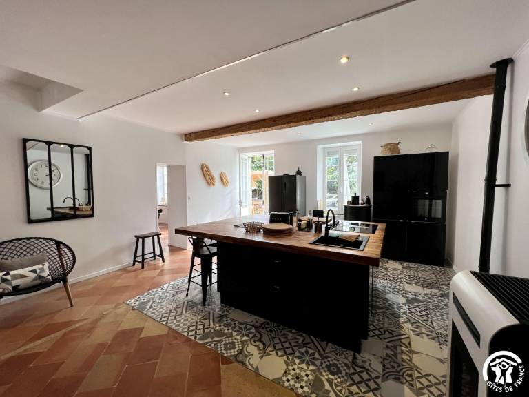 Fully equipped spacious gite with yard, private pool & barbecue | Pets are welcome — photo 3