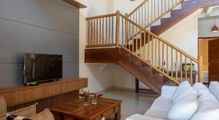 Spacious vacation home with pool | Pets allowed — photo 2
