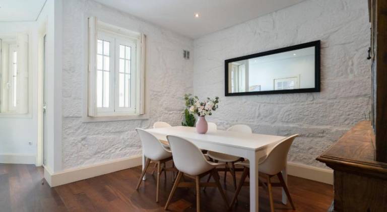 Apartment with terrace — photo 5