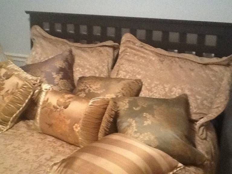 Private room  The Isles at Wellington