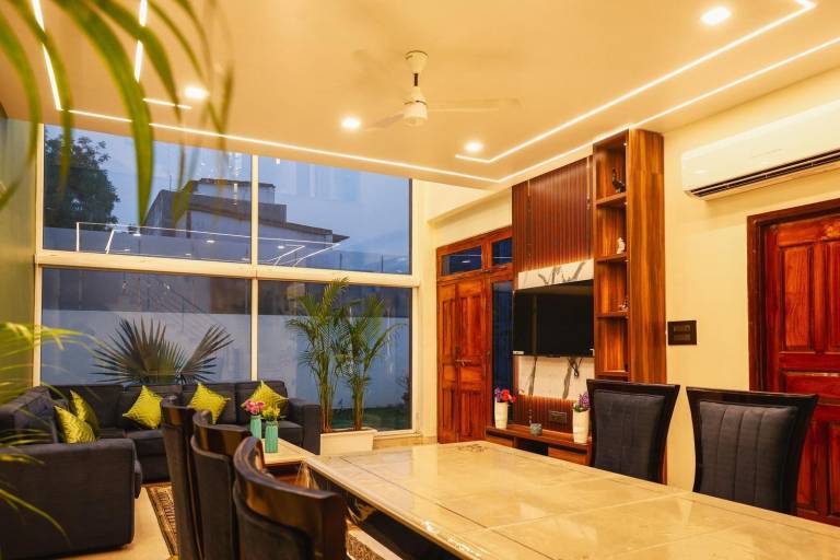 The Wayne Manor - Luxury 6BHK Villa with Lawn — photo 3