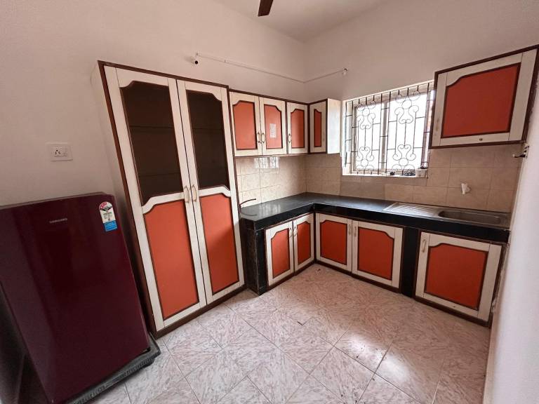 Apartment with 2 rooms for 5 persons — photo 4
