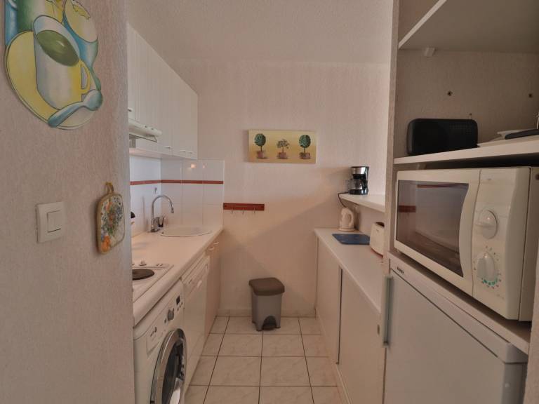 Rental apartment with pool — photo 4