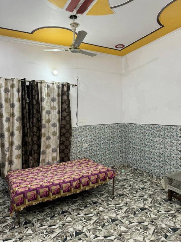 Private room  Nyay Nagar