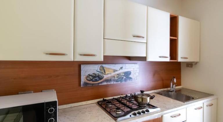 Holiday apartment with 2 rooms for 6 persons — photo 5