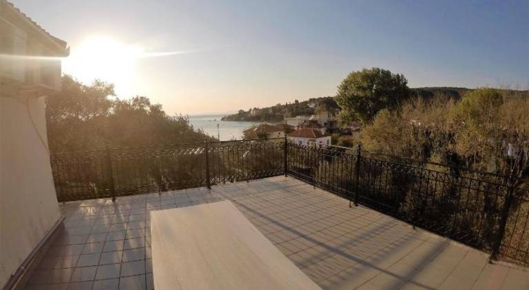Beautiful vacation home with garden & terrace | Suitable for remote work | Pets allowed — photo 2
