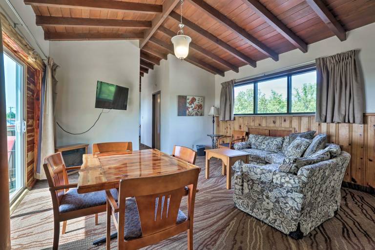 Burkesville Apt w/ Deck, Views & Pool Access! — photo 3