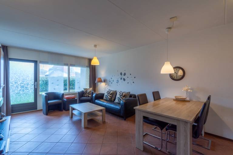 Nice rental apartment with patio & yard | Close to the beach | Pets are welcome — photo 5