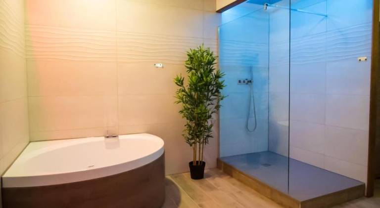 Rental apartment with hot tub & sauna — photo 2