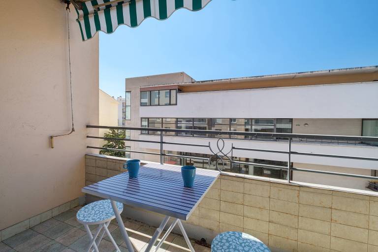 Pleasant holiday apartment | City view | Dogs allowed in Antibes