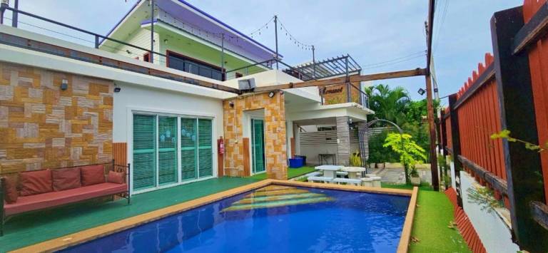 Villa with grill & pool in Hua Hin