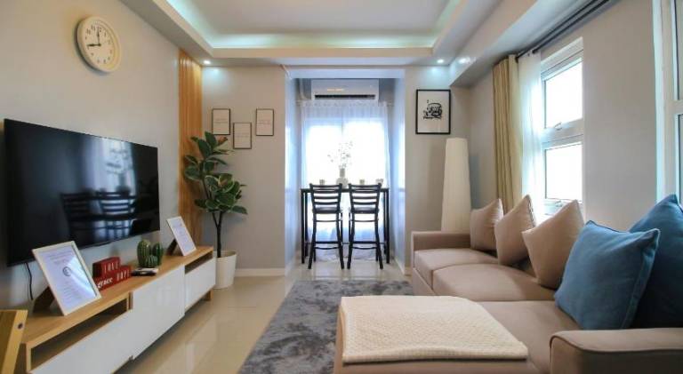 Serviced apartment with pool — photo 2