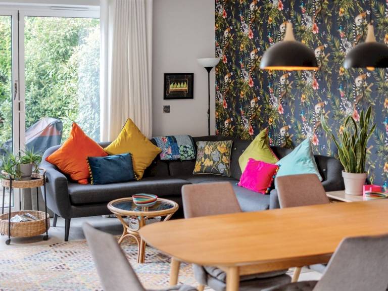 House  Dorking