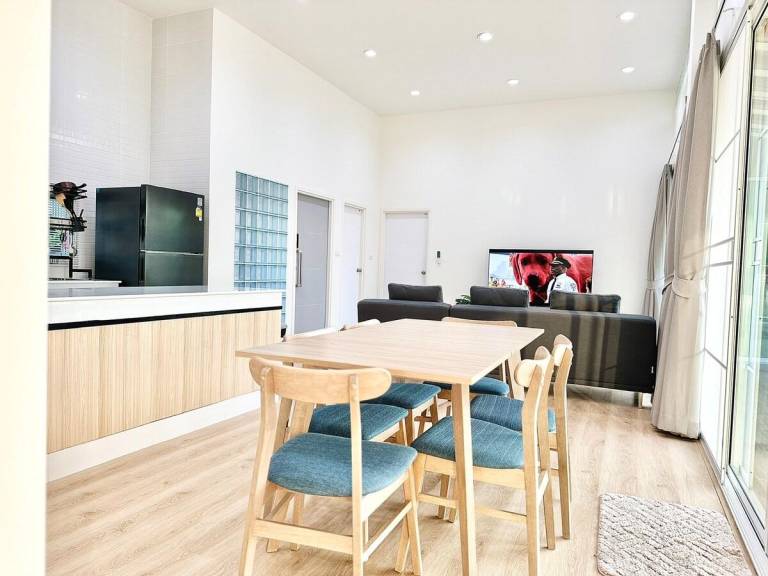 Villa with pool & barbecue | Perfect for remote work | Pets are welcome — photo 5