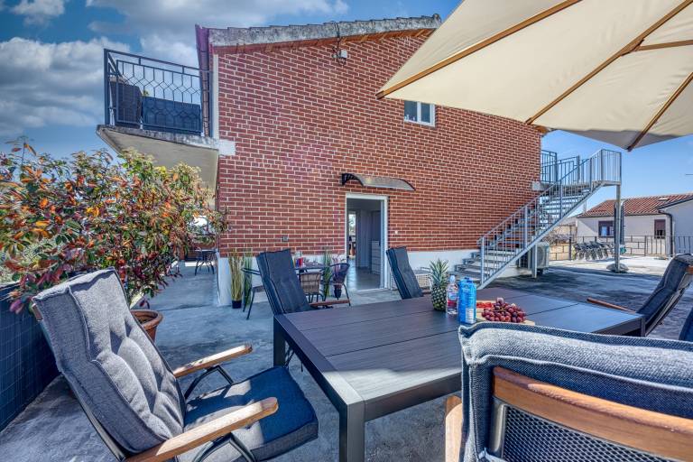 Beautiful holiday apartment with terrace & barbeque | Beach nearby | Pets are welcome — photo 5