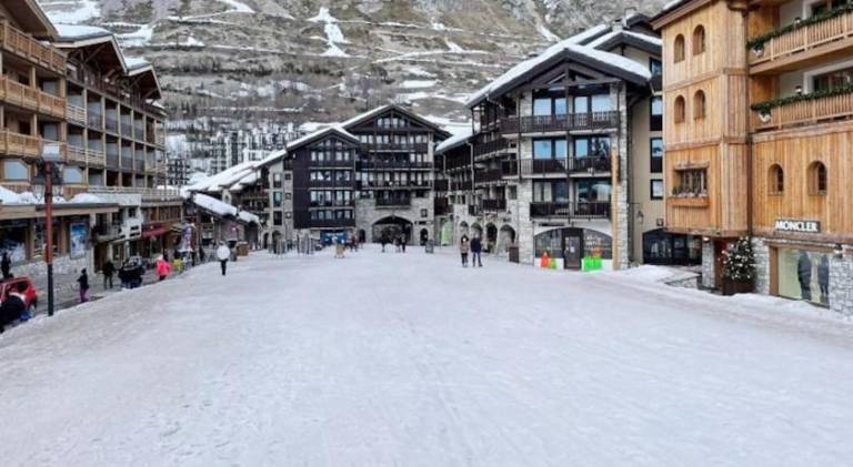Lovely rental apartment | Close to the ski | Pet-friendly in Val-d'Isere