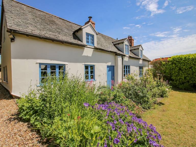Cottage  Bishop's Castle