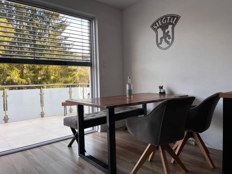 Rental apartment with patio — photo 4